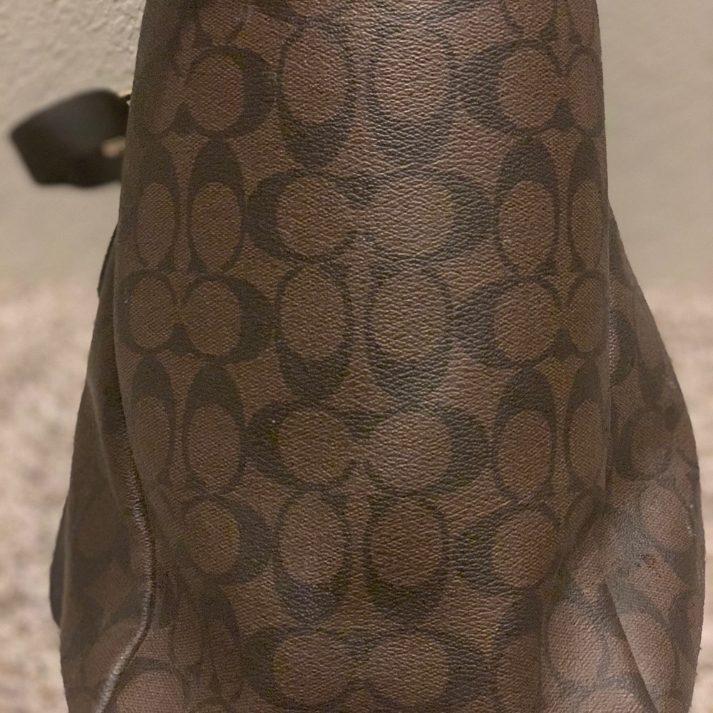 Coach diaper bag - Picture 3 of 8